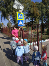 Обучение детей правилам дорожного движения остается одной из важнейших задач дошкольного образования.